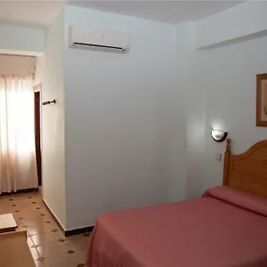 Casa de hóspedes París, La Línea de la Concepción