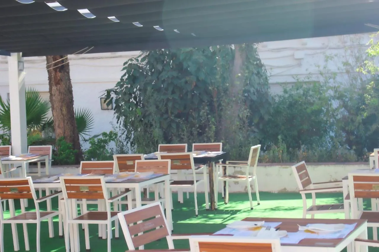 Hotel Patricia Torreguadiaro