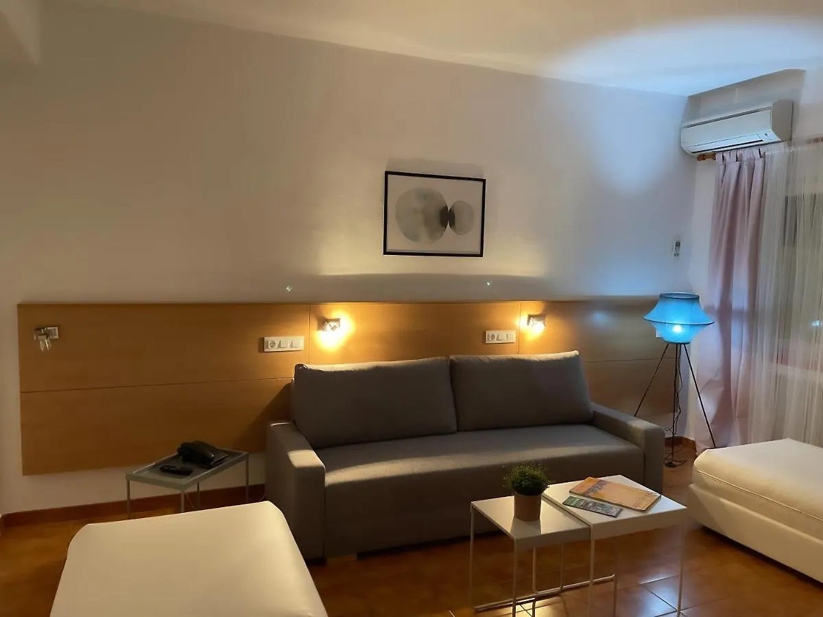 Hotel Patricia Torreguadiaro